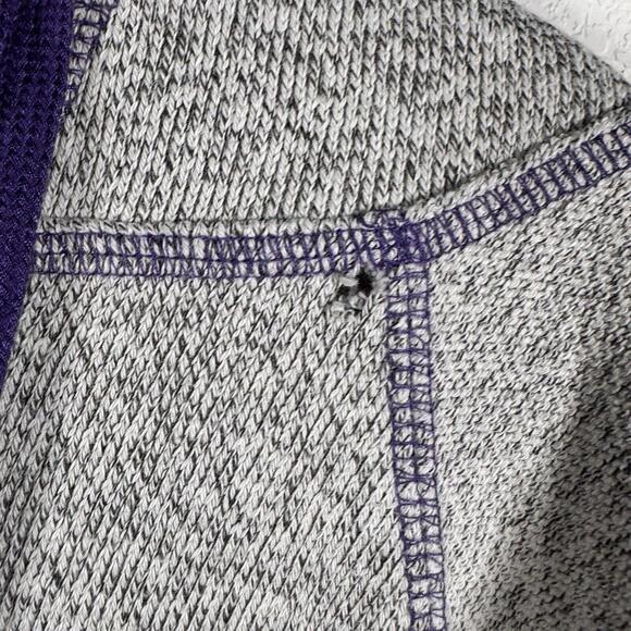 WICKED‎ Broadway Musical Theater Women's Small Official Sweatshirt Hoodie Merch - Picture 7 of 7